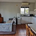 Appartement Petite Maison Calme Et Pratique, 1