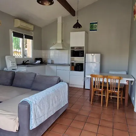 Petite Maison Calme Et Pratique, 1 *