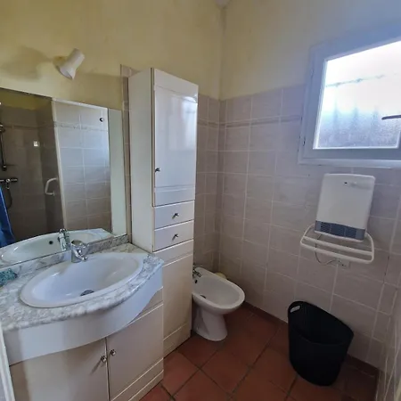 Petite Maison Calme Et Pratique, 1 *